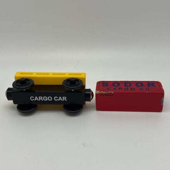 Thomas & Friends Wooden Railway Train Tank Sodor Cargo Co. Cargo Car Yellow Red - Picture 7 of 7